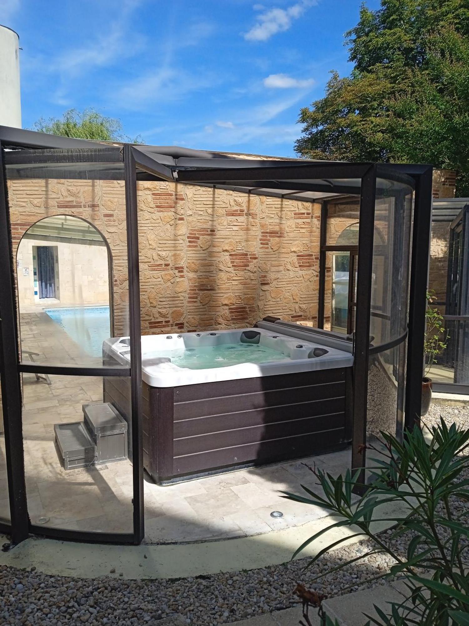 Au Grand Hotel De Sarlat - Pavillon De Selves מראה חיצוני תמונה
